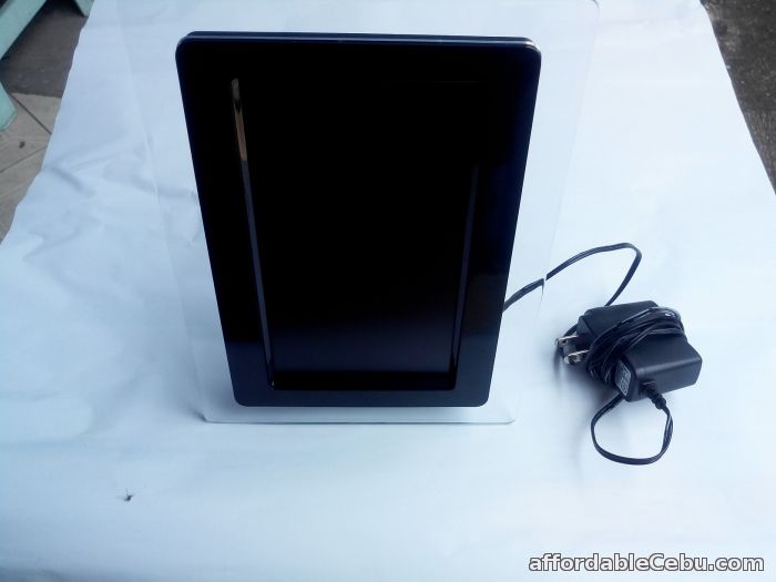 3rd picture of 7 inch Digital Photo Frame For Sale in Cebu, Philippines